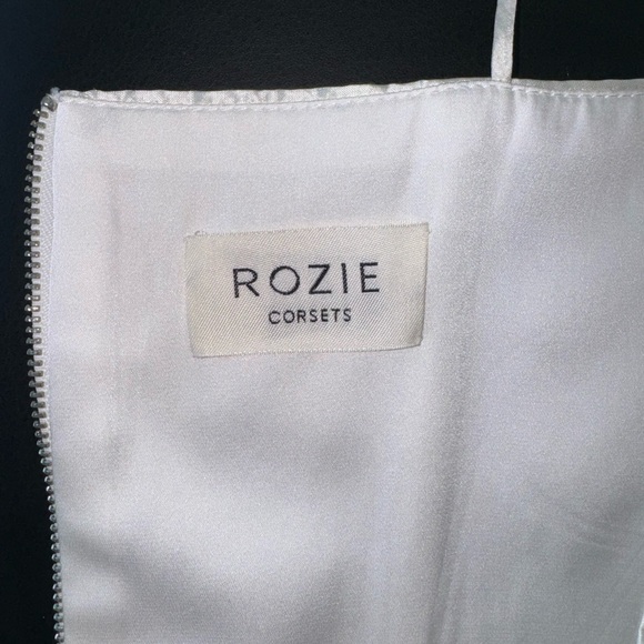 ROZIE CORSETS white corset - Picture 5 of 6